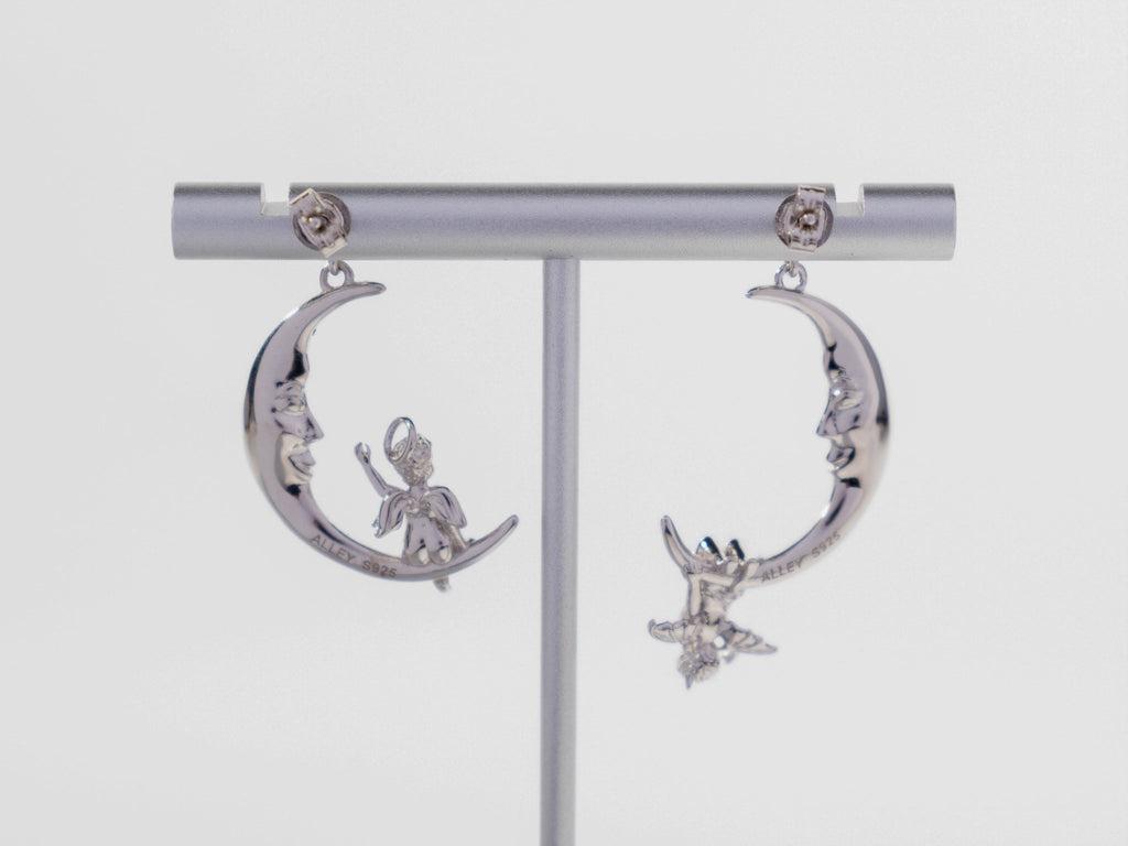 Angel and Devil Crescent Moon Earrings - Baby's Breath Alley