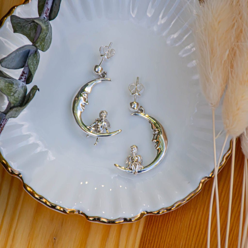 Gold Crescent Moon Earrings - Baby's Breath Alley